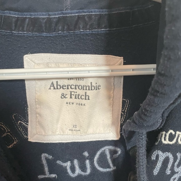 Abercrombie hoodie - size XS - Picture 2 of 2